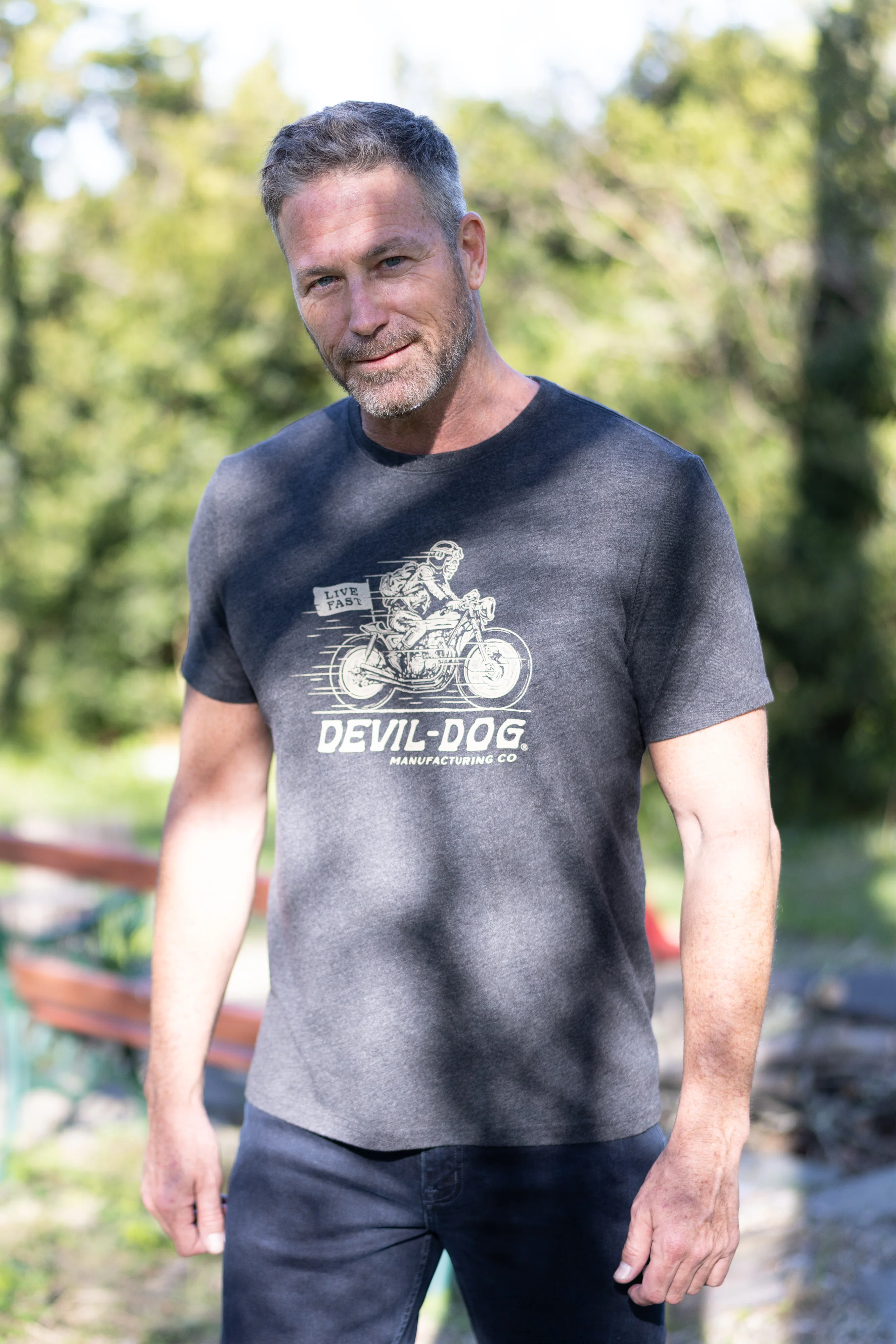 Graphic T-Shirt - Live Fast