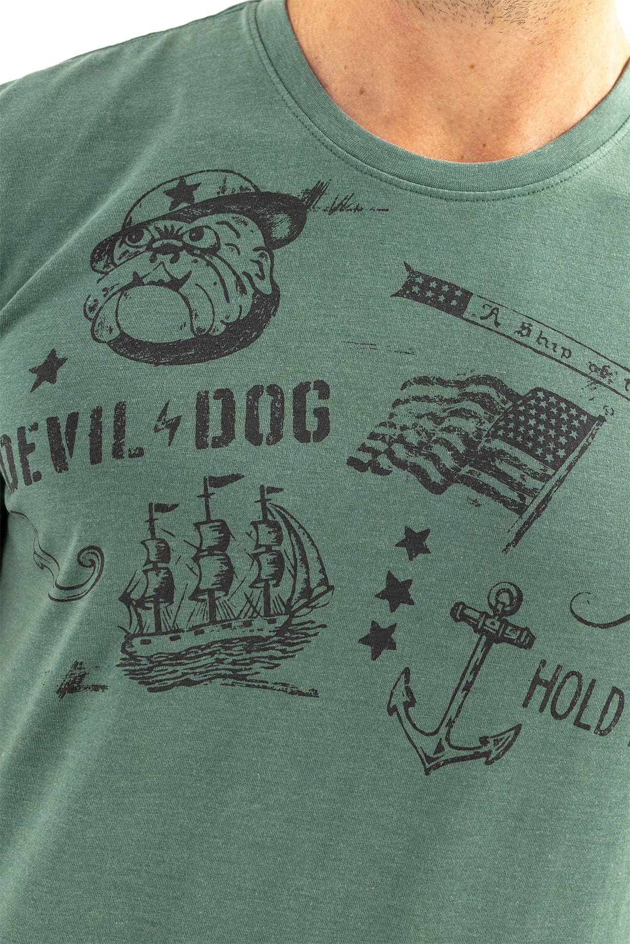 1275-Graphic-T-shirt-DIY-Stencil-3.jpg Graphic T-shirt – DIY Stencil