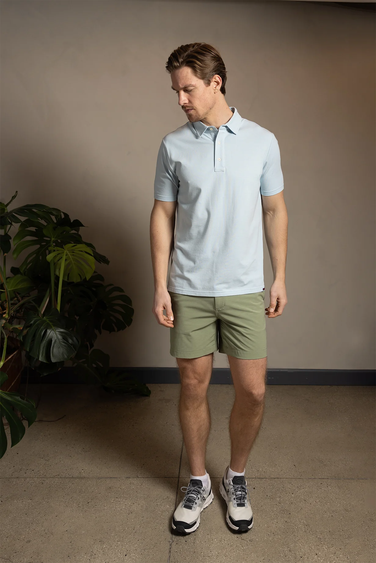 Hybrid Short 6" - Oil Green