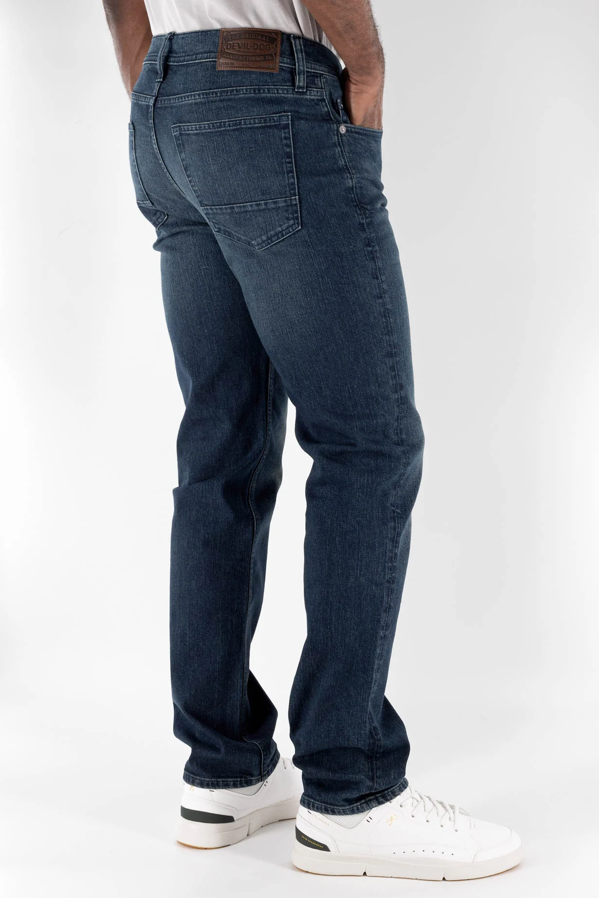 766-Slim-Straight-Jean-Benson-3.webp Slim Straight Jean - Benson