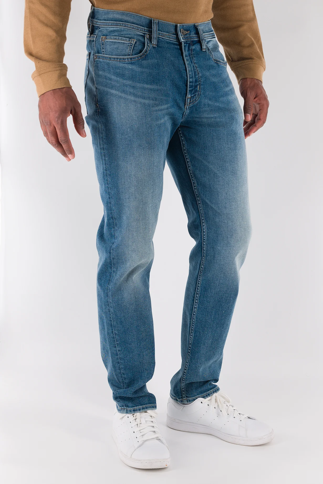 820-Athletic-Jean-Swansboro-3.webp Athletic Jean - Swansboro